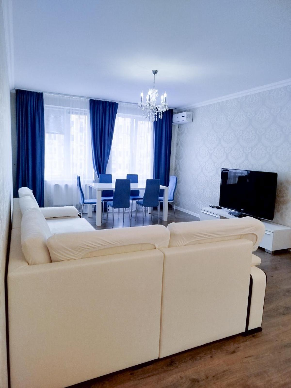 Grunvald Lux Apartment Kyiv Exterior photo